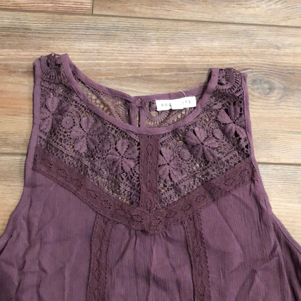 Lace high neck tank top